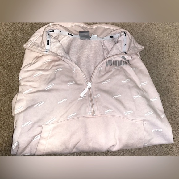 Puma Sweatshirt - Picture 1 of 5